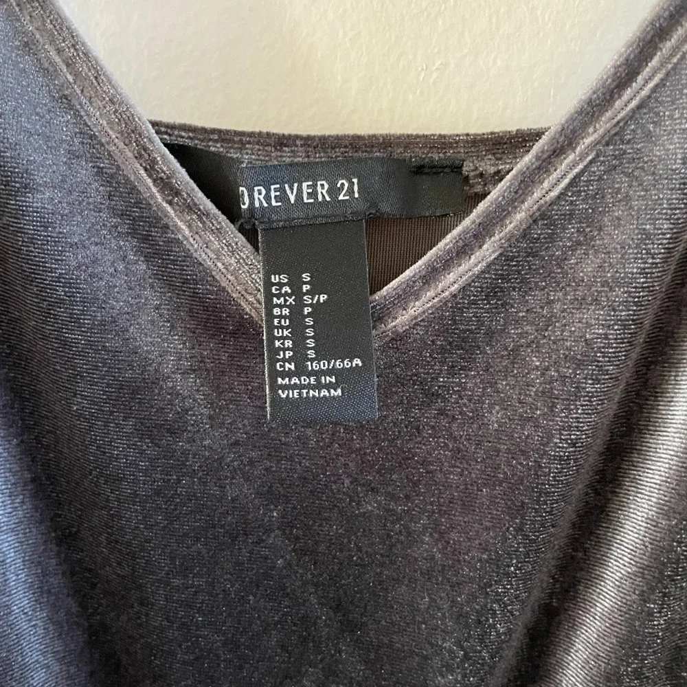 Forever 21 Velvet Grey Jumpsuit - Size Small - Picture 2 of 6